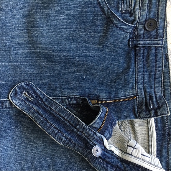 Tommy Hilfiger / Denim Skirt / Size 10 - Picture 7 of 7